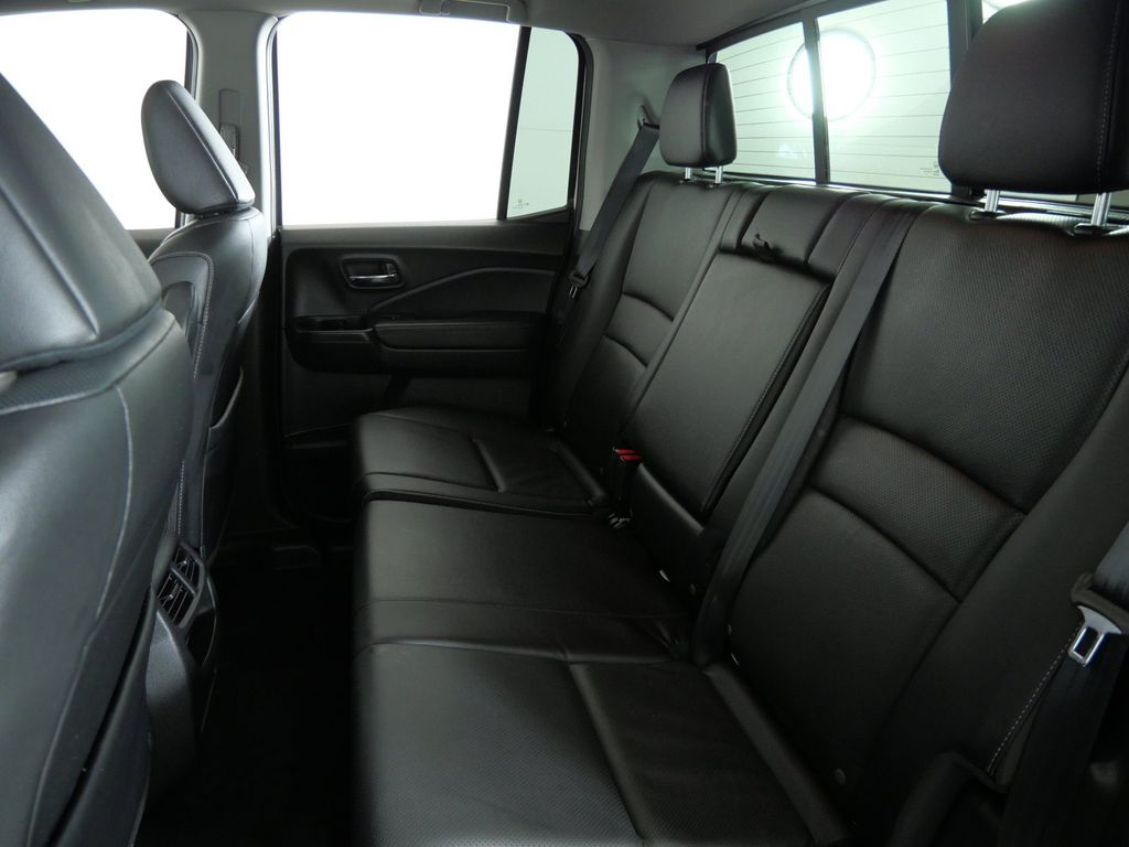 Thumbnail: 2019 Honda Ridgeline - 33