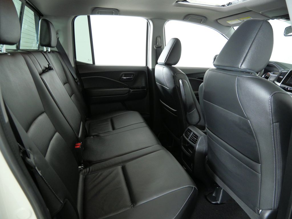 Thumbnail: 2019 Honda Ridgeline - 10