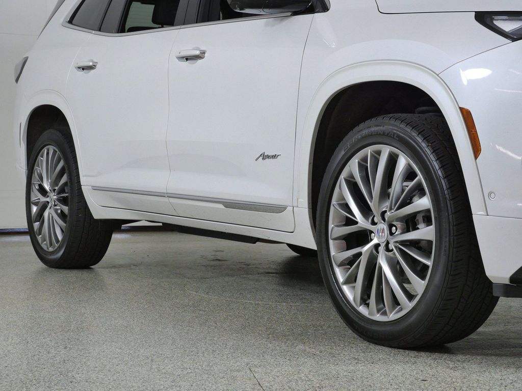 Thumbnail: 2025 Buick Enclave - 8