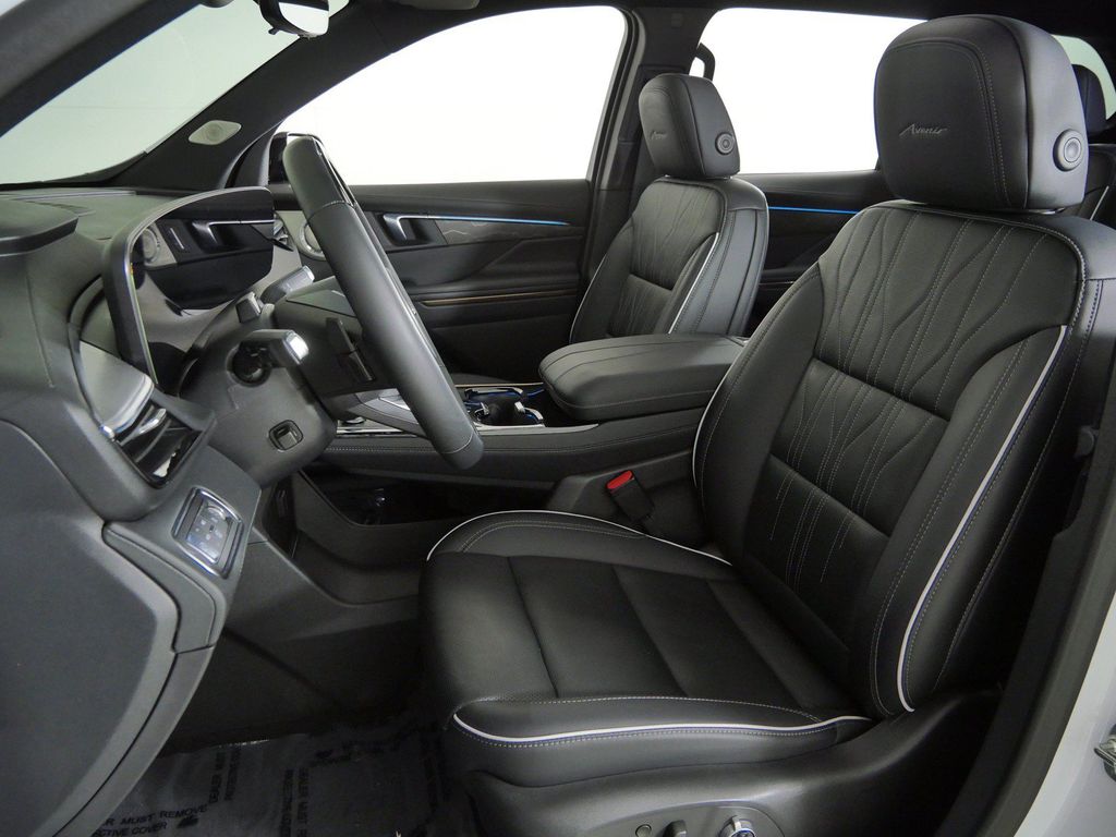 Thumbnail: 2025 Buick Enclave - 39