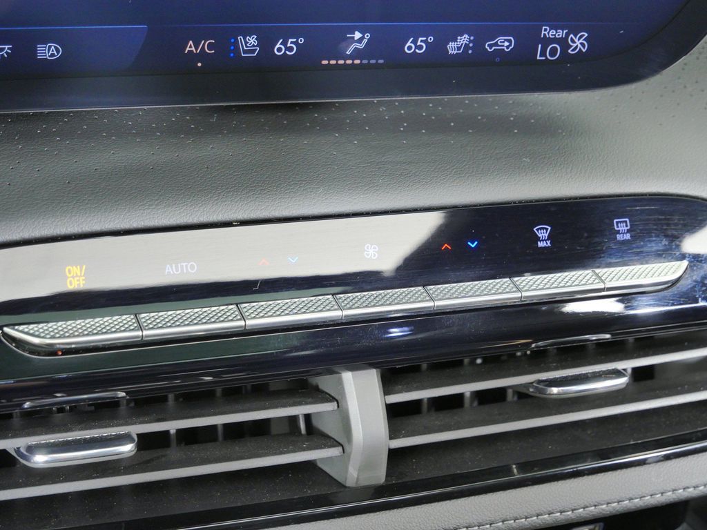 Thumbnail: 2025 Buick Enclave - 48