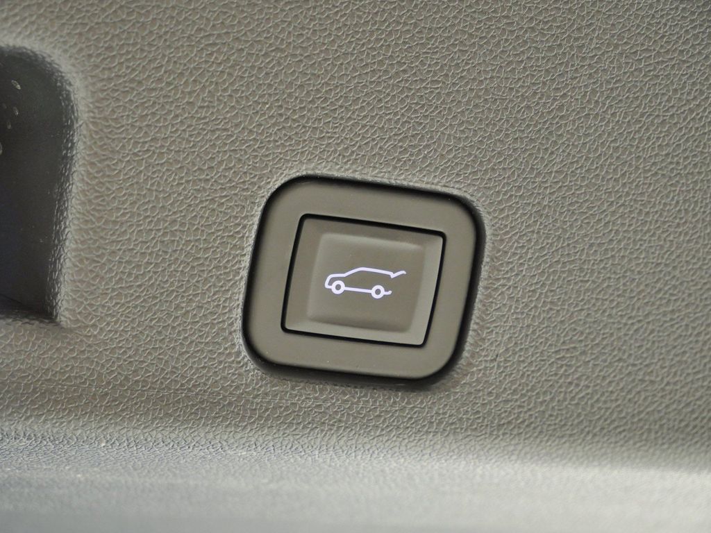 Thumbnail: 2025 Buick Enclave - 16