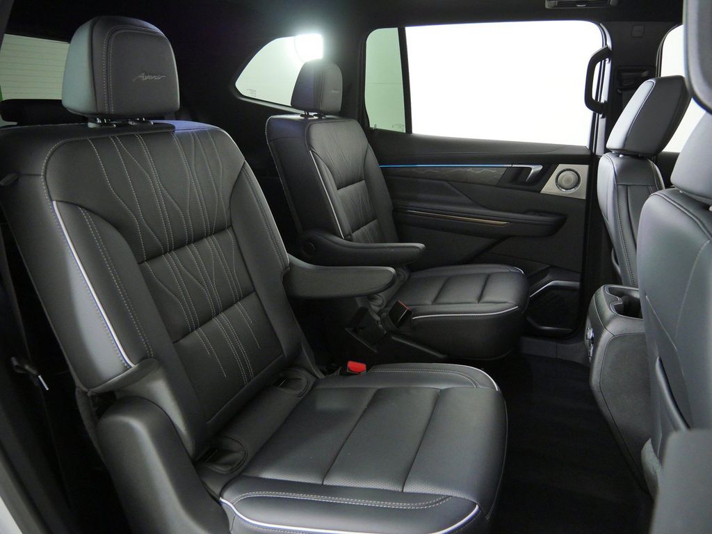 Thumbnail: 2025 Buick Enclave - 32