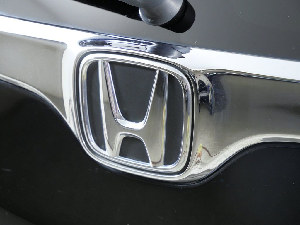 Thumbnail: 2017 Honda CR-V - 21