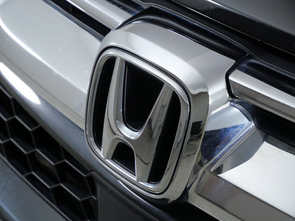 Thumbnail: 2017 Honda CR-V - 6