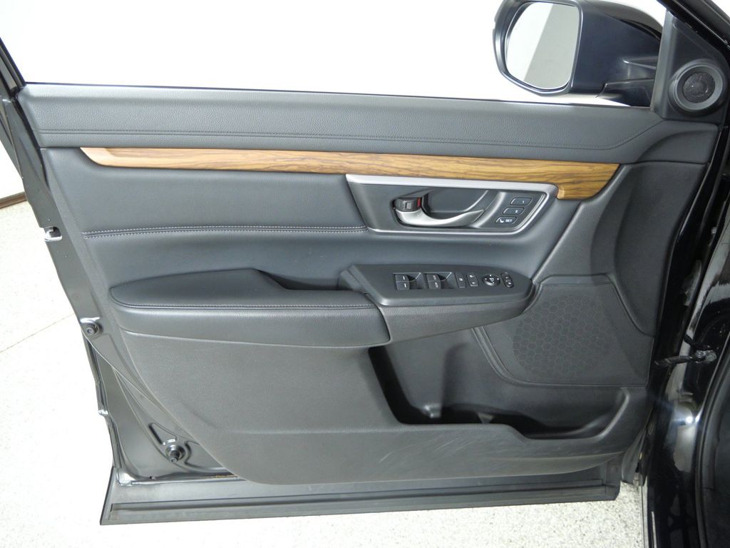 Thumbnail: 2017 Honda CR-V - 35