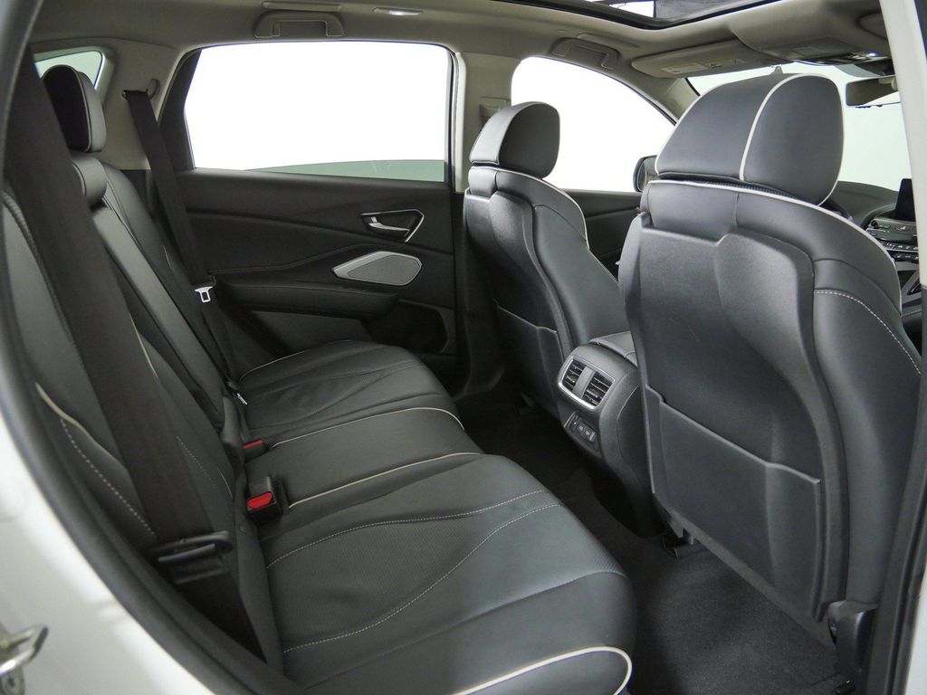 Thumbnail: 2021 Acura RDX - 11