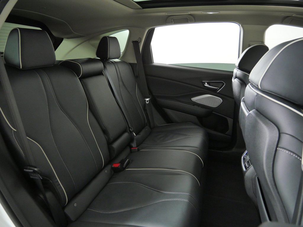 Thumbnail: 2021 Acura RDX - 32