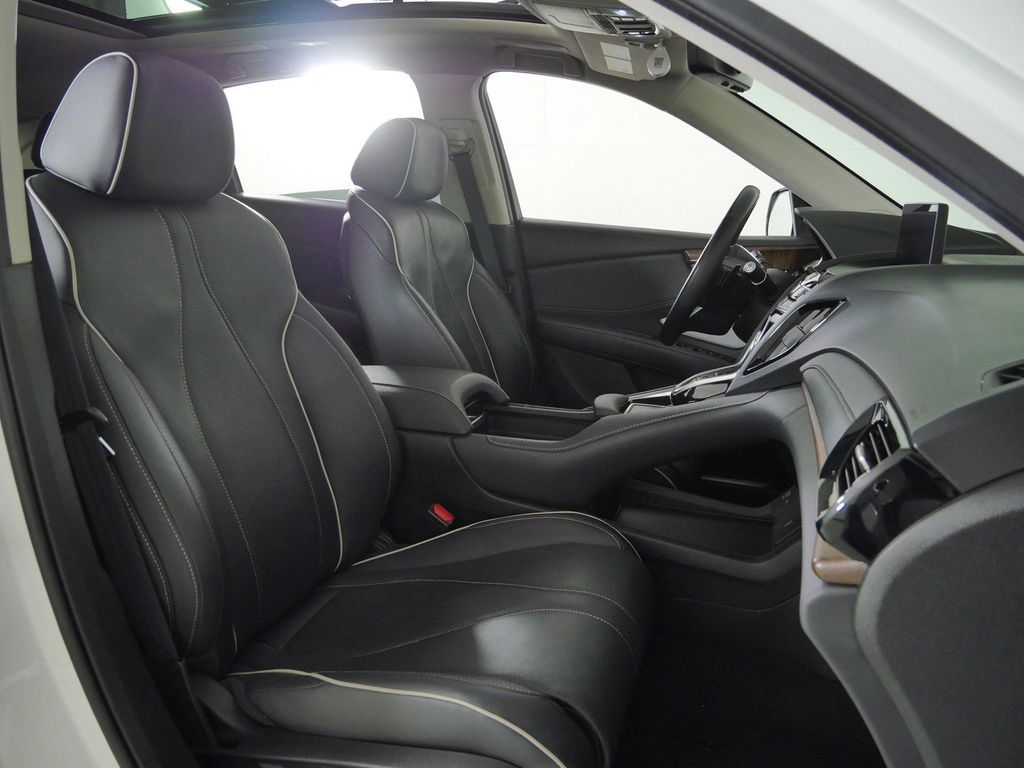 Thumbnail: 2021 Acura RDX - 10