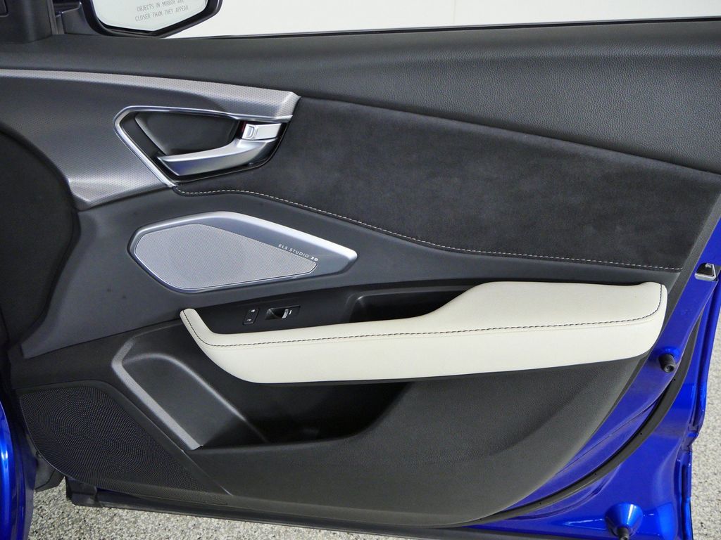 Thumbnail: 2022 Acura RDX - 30