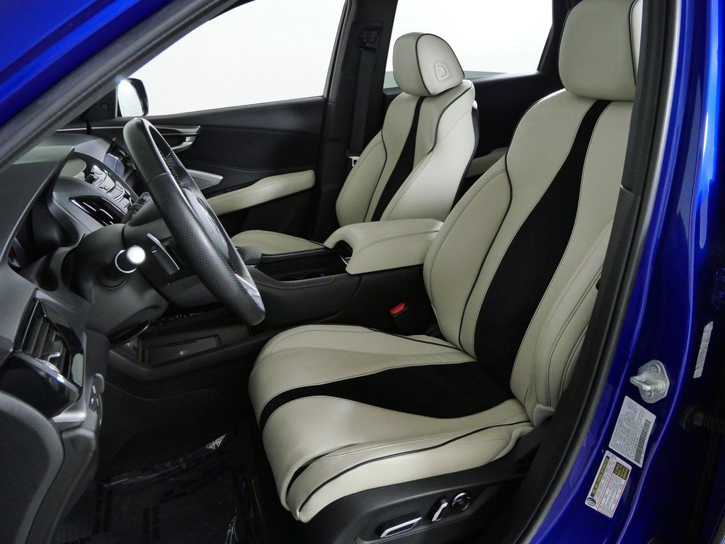 Thumbnail: 2022 Acura RDX - 10