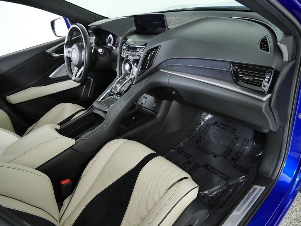 Thumbnail: 2022 Acura RDX - 8