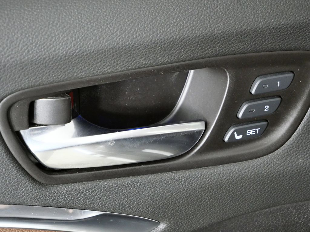 Thumbnail: 2018 Acura MDX - 40