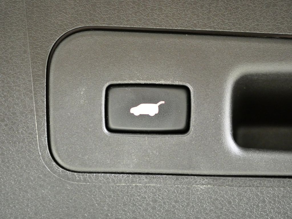 Thumbnail: 2018 Acura MDX - 32