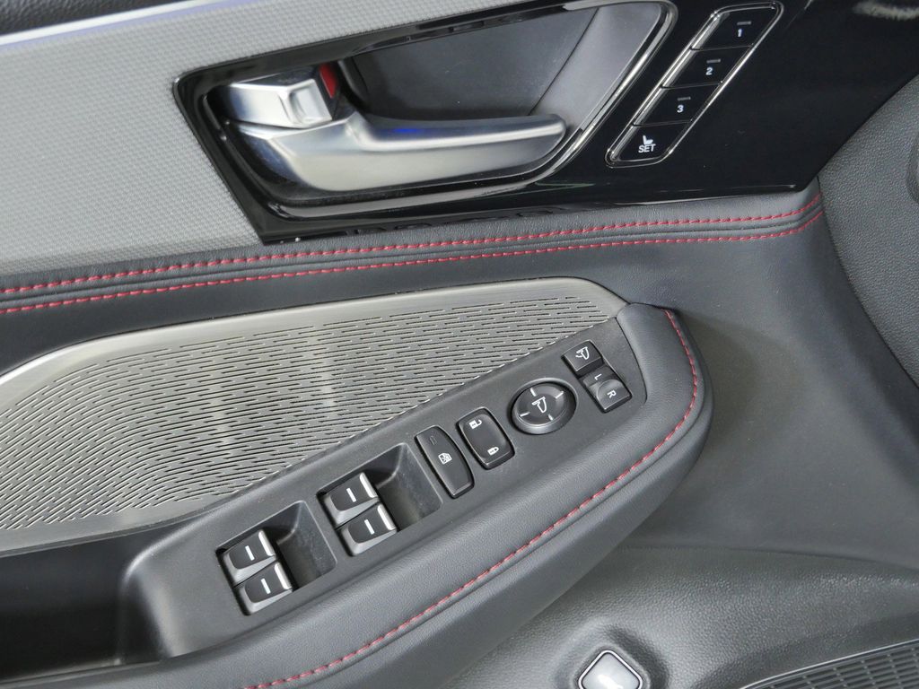 Thumbnail: 2022 Acura MDX - 38