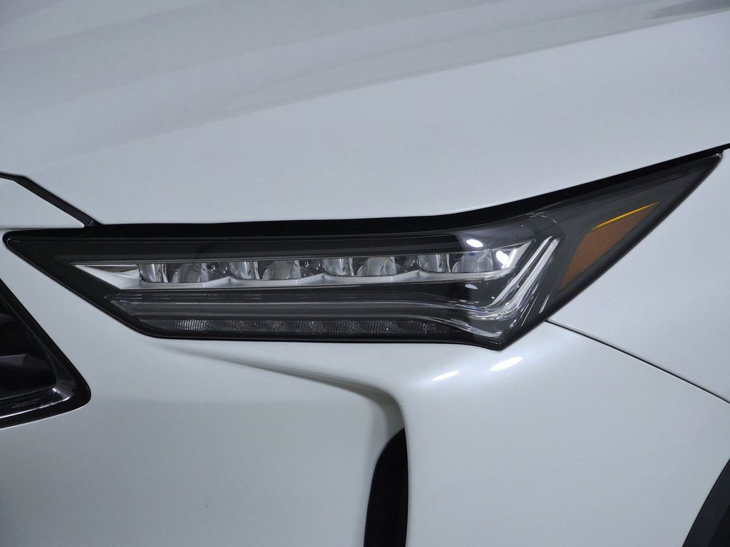 Thumbnail: 2022 Acura MDX - 16