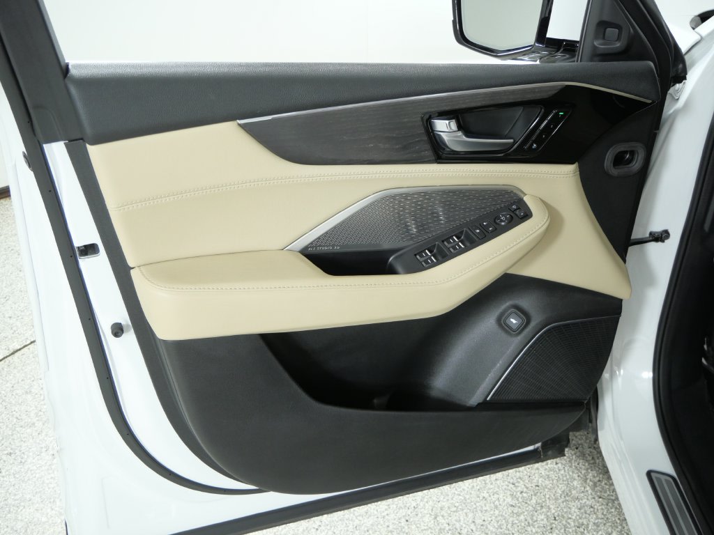 Thumbnail: 2022 Acura MDX - 36