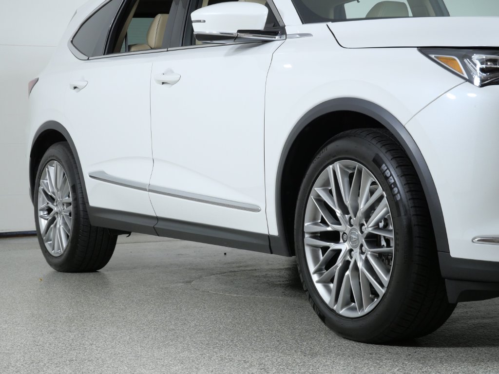 Thumbnail: 2022 Acura MDX - 8