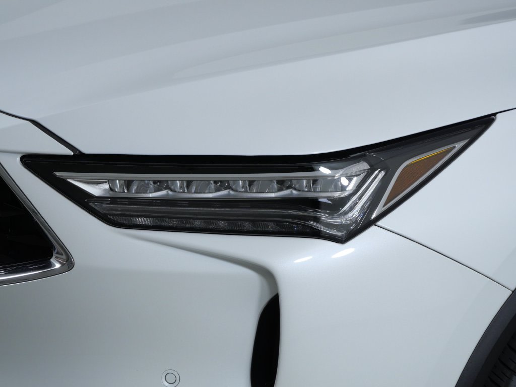 Thumbnail: 2022 Acura MDX - 17