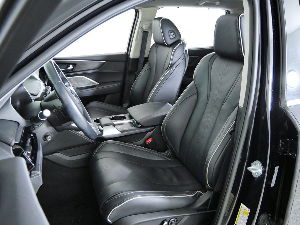 Thumbnail: 2024 Acura MDX - 11