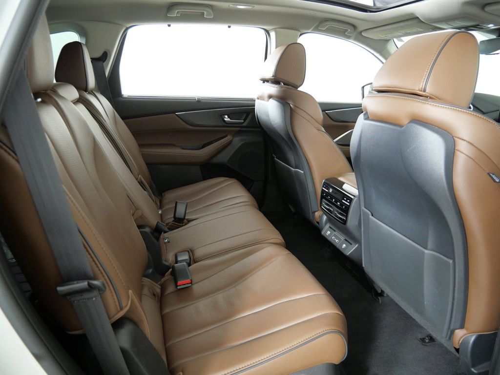 Thumbnail: 2024 Acura MDX - 12