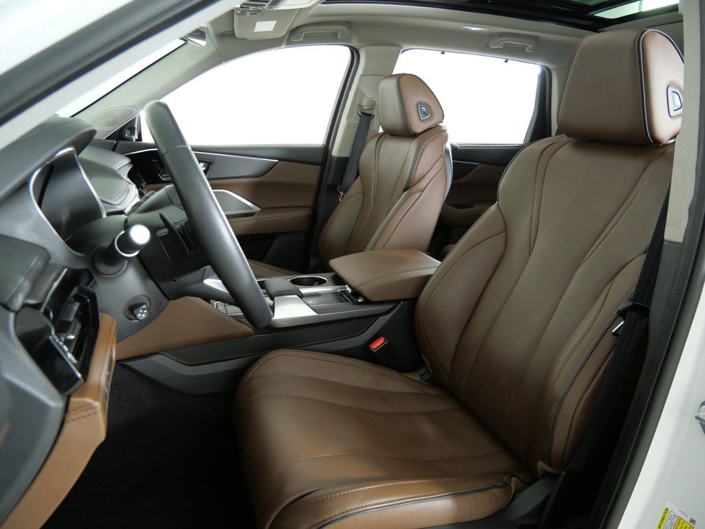 Thumbnail: 2024 Acura MDX - 38