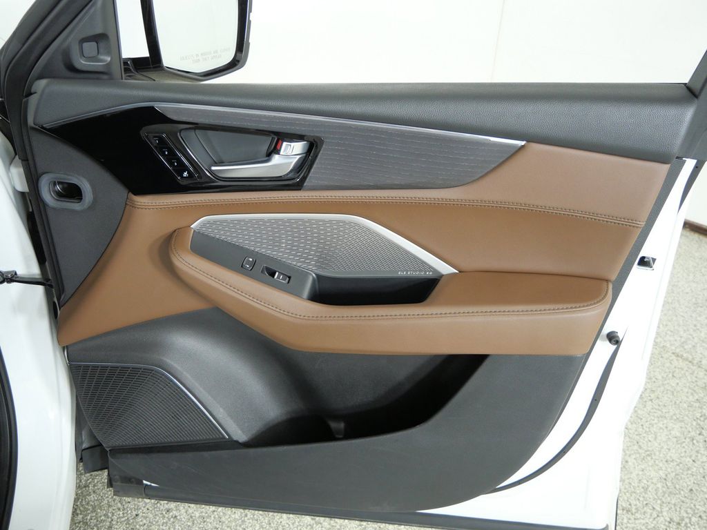 Thumbnail: 2024 Acura MDX - 28