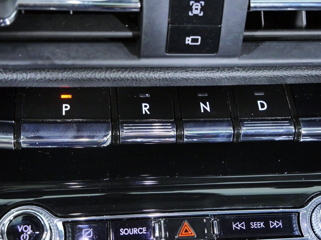 Thumbnail: 2020 Lincoln Corsair - 47