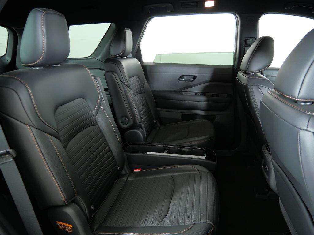 Thumbnail: 2024 Nissan Pathfinder - 29