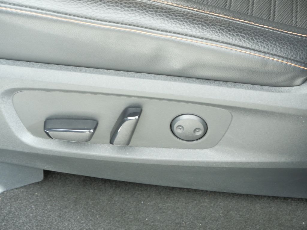 Thumbnail: 2024 Nissan Pathfinder - 37