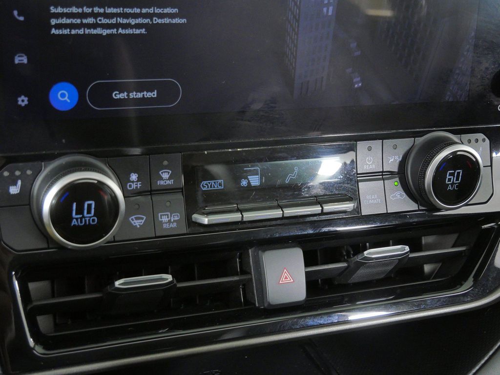 Thumbnail: 2023 Toyota Highlander - 46