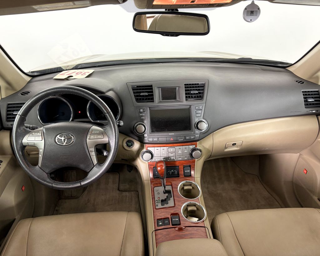 Thumbnail: 2010 Toyota Highlander - 6