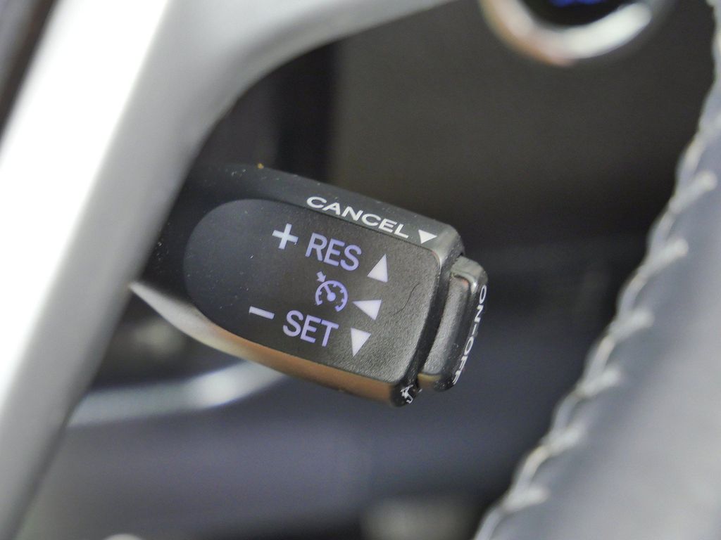 Thumbnail: 2015 Toyota Highlander - 44
