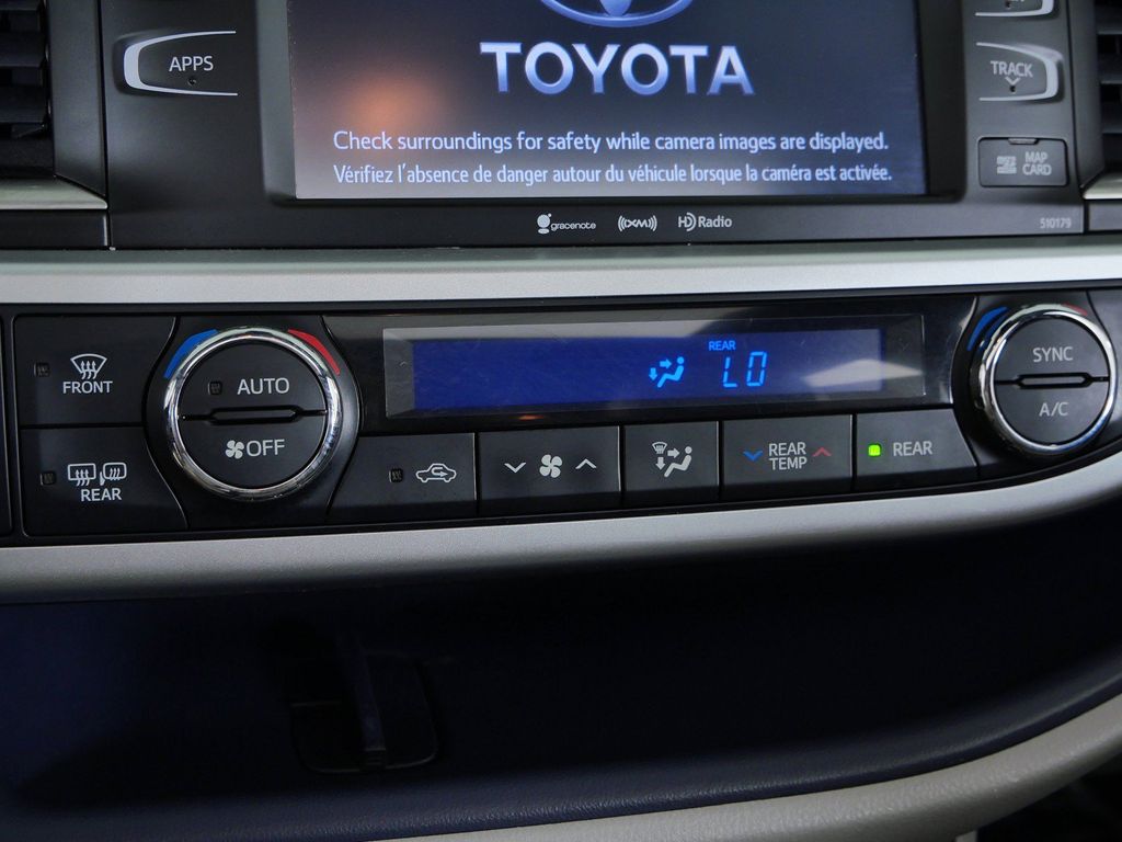 Thumbnail: 2018 Toyota Highlander - 46