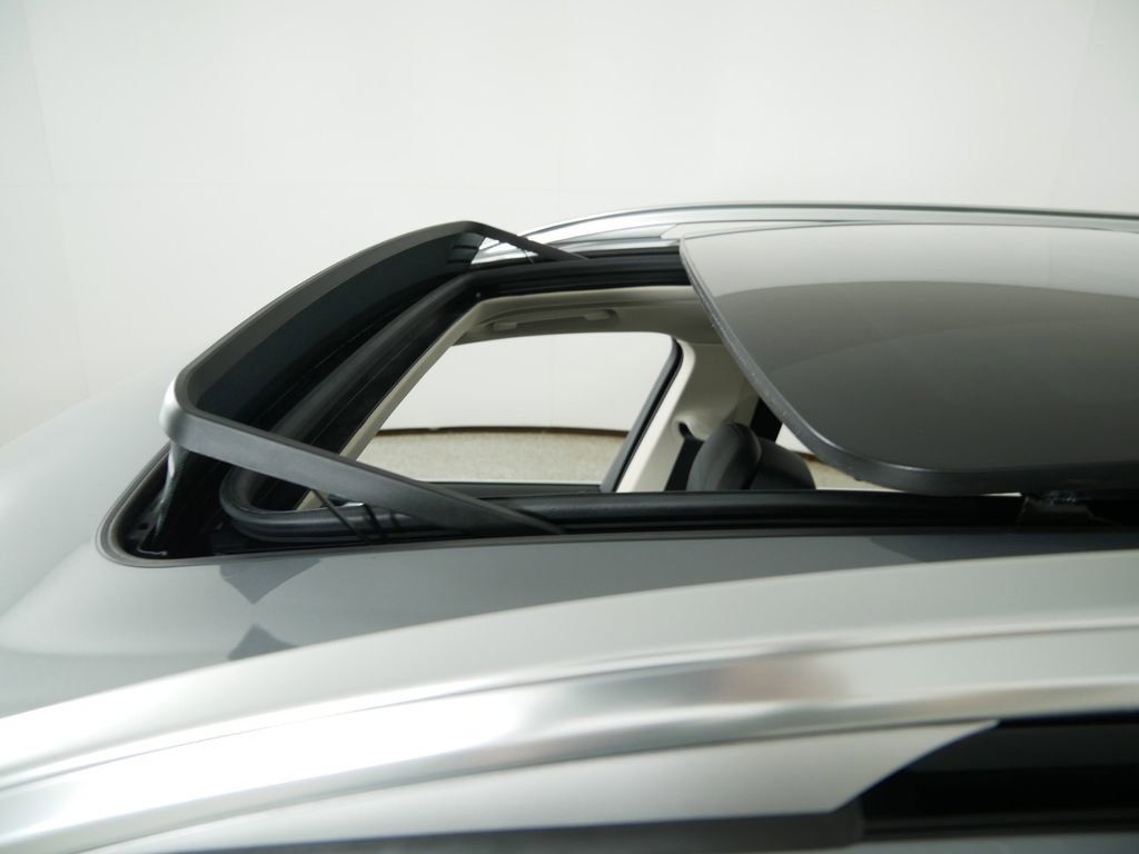 Thumbnail: 2026 BMW X7 - 29