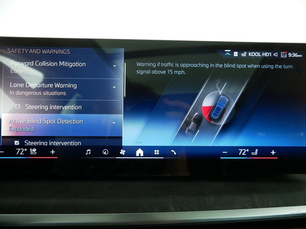 Thumbnail: 2026 BMW X7 - 48