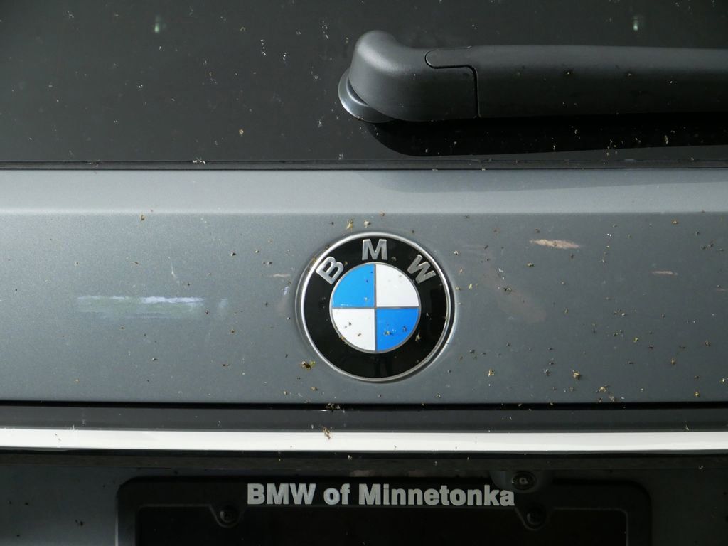 Thumbnail: 2026 BMW X7 - 7