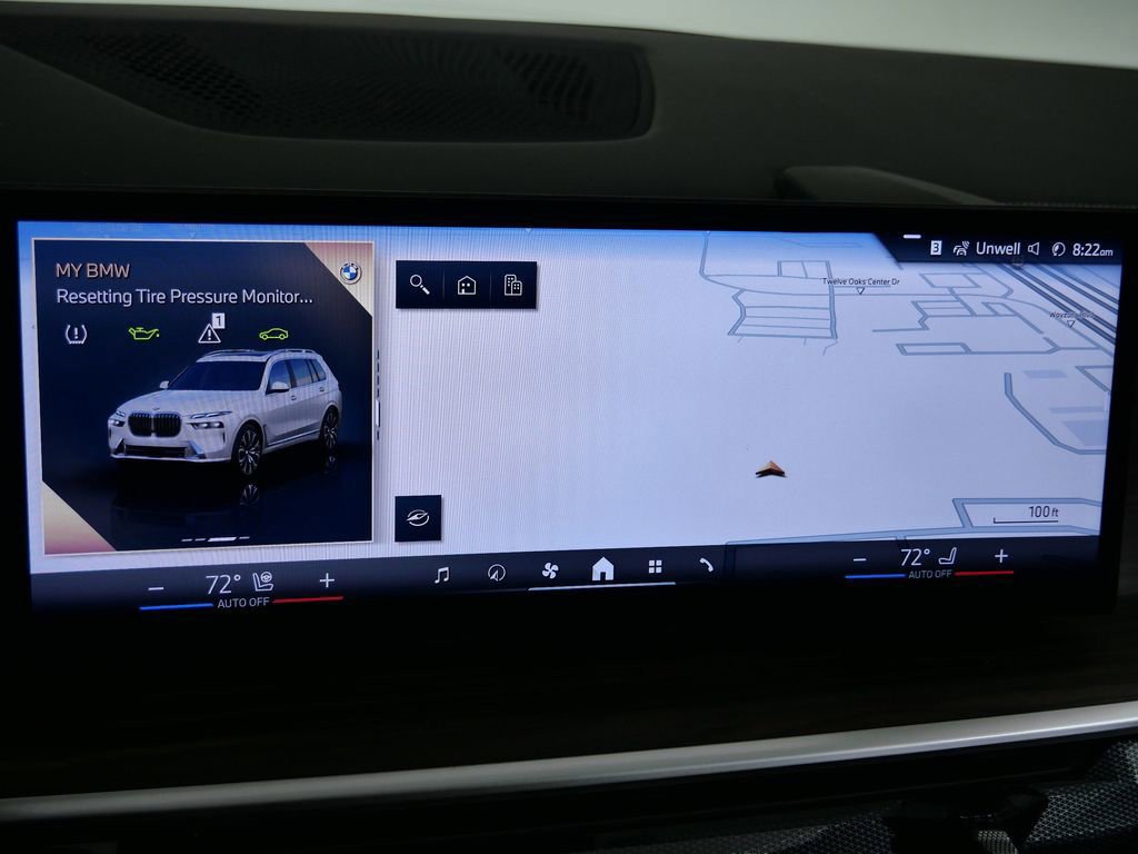 Thumbnail: 2026 BMW X7 - 12