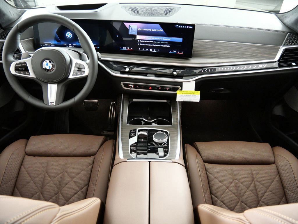 Thumbnail: 2026 BMW X7 - 2