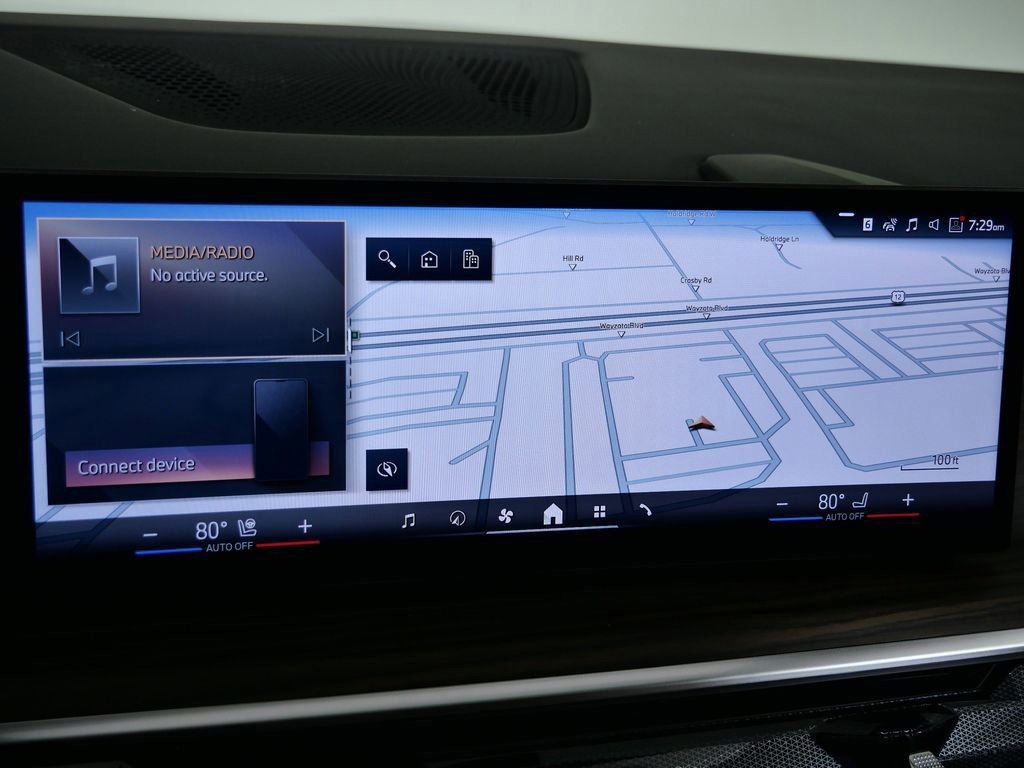 Thumbnail: 2026 BMW X7 - 11
