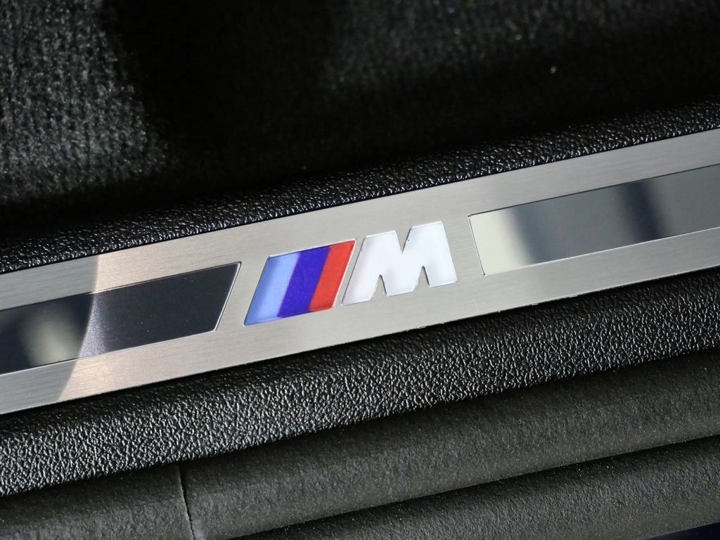 Thumbnail: 2026 BMW X7 - 31