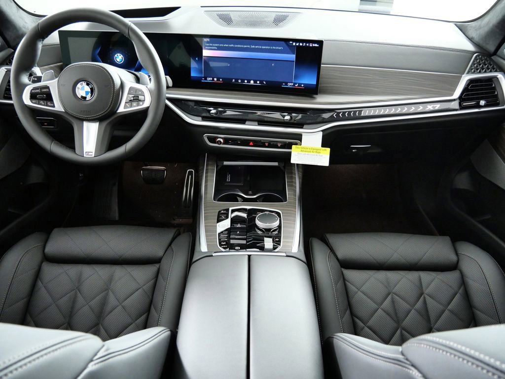 Thumbnail: 2026 BMW X7 - 2
