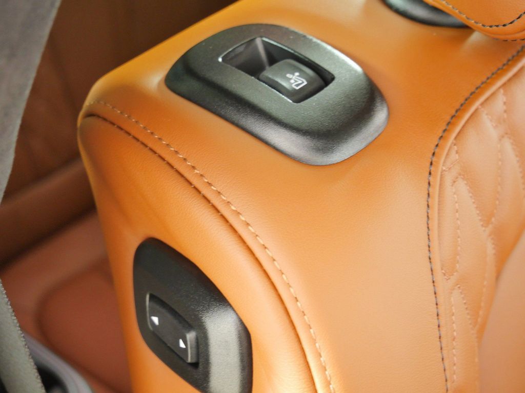 Thumbnail: 2027 BMW X7 - 33