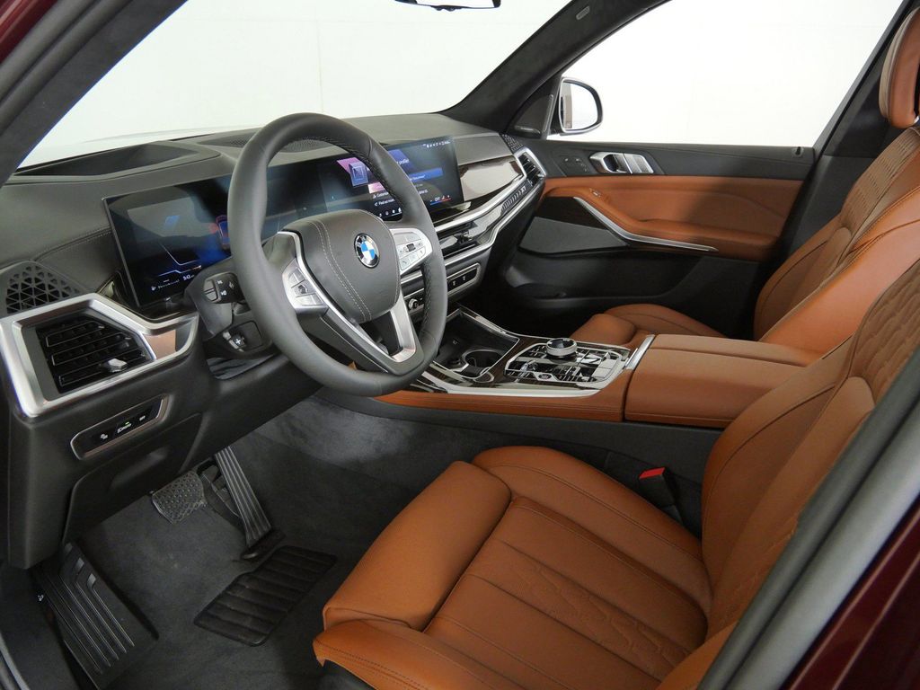 Thumbnail: 2027 BMW X7 - 41