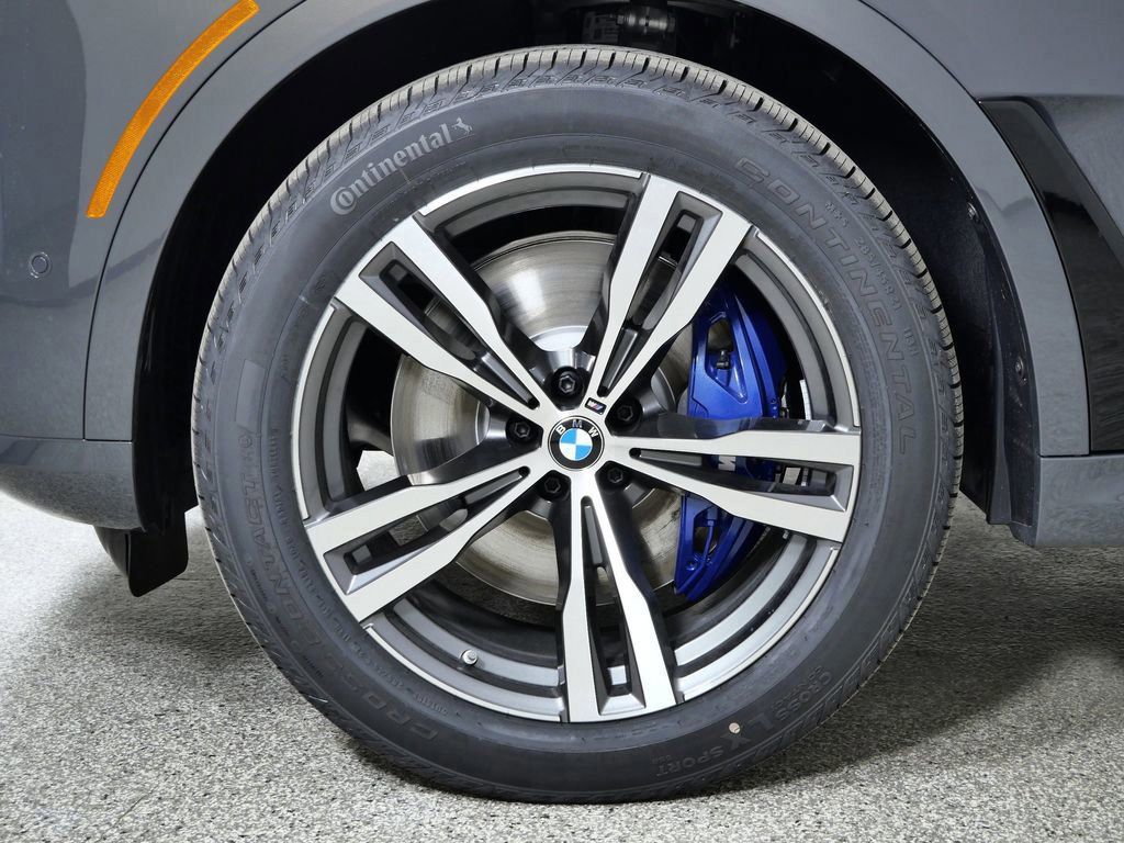 Thumbnail: 2026 BMW X7 - 24