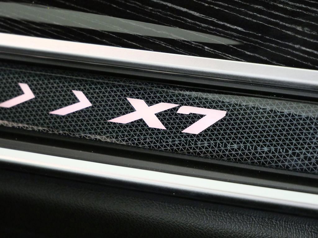 Thumbnail: 2026 BMW X7 - 29