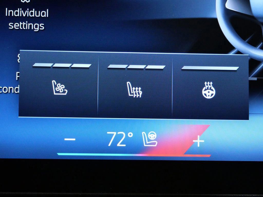 Thumbnail: 2026 BMW X7 - 48