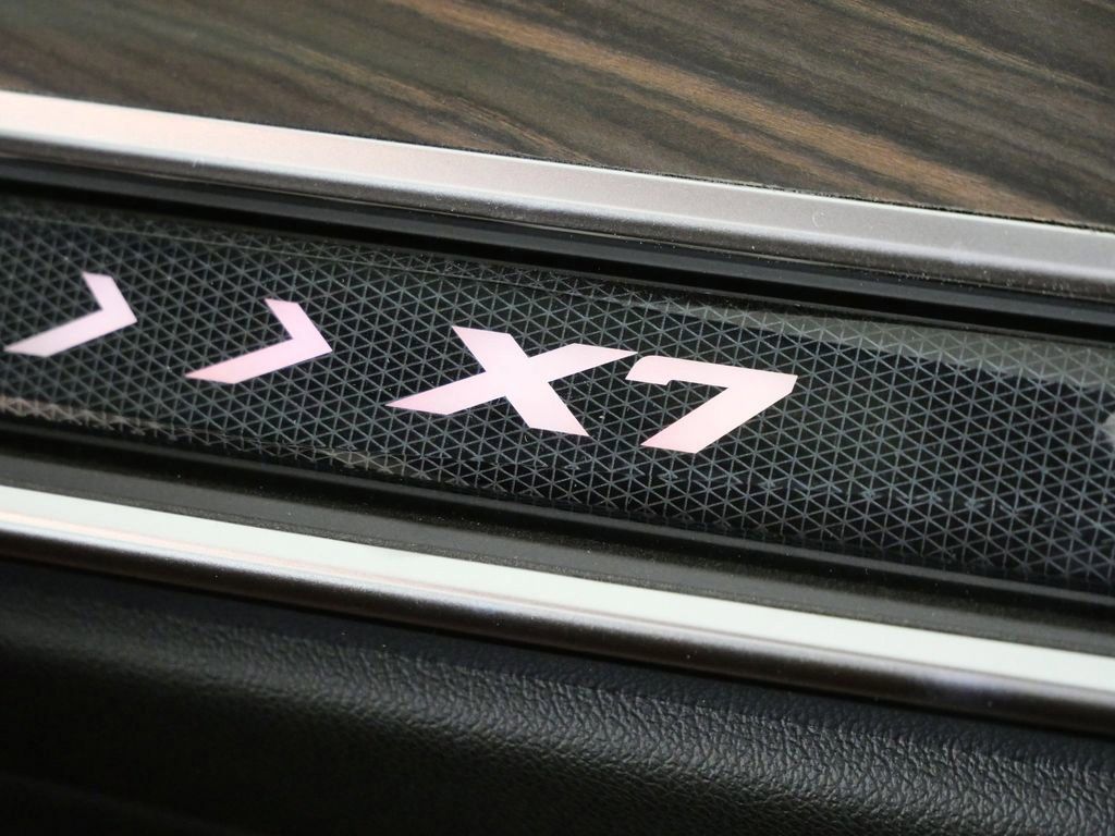 Thumbnail: 2026 BMW X7 - 30