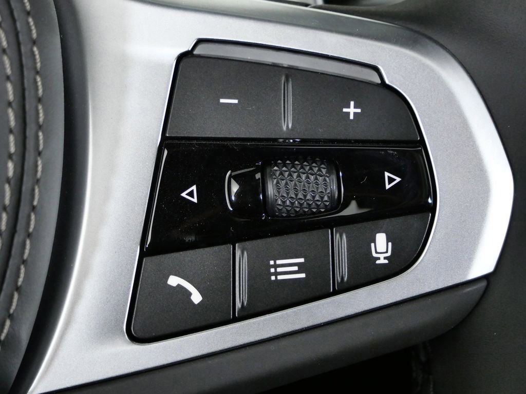 Thumbnail: 2026 BMW X7 - 46