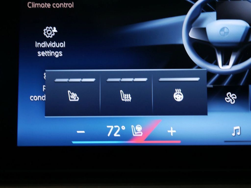 Thumbnail: 2025 BMW X7 - 44